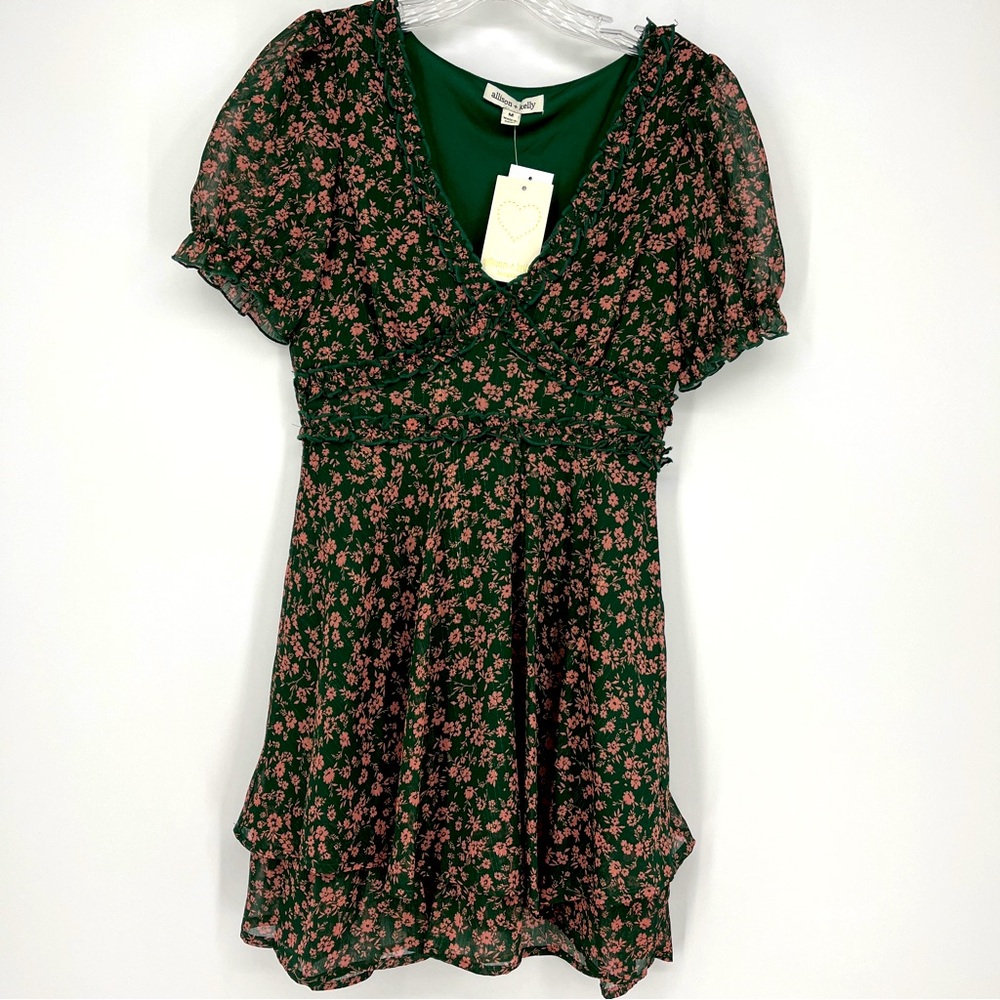 New Allison + Kelly Green Floral Pink Layered Front Dress Size Medium Lined